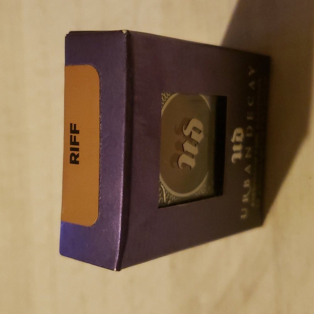 ❇️🧚‍♀️RIFF Urban Decay DISCONTINUED Packaging Eyeshadow NWT - Picture 5 of 6